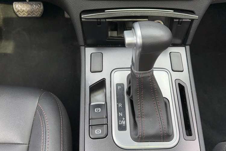 Used Haval H6 Coupe 2018 Red-Label 1.5T Automatic Two-Wheel Drive Luxury Model