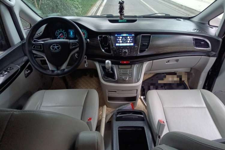 Used JAC Refine M5 2013 2.0T Gasoline Manual Business Edition
