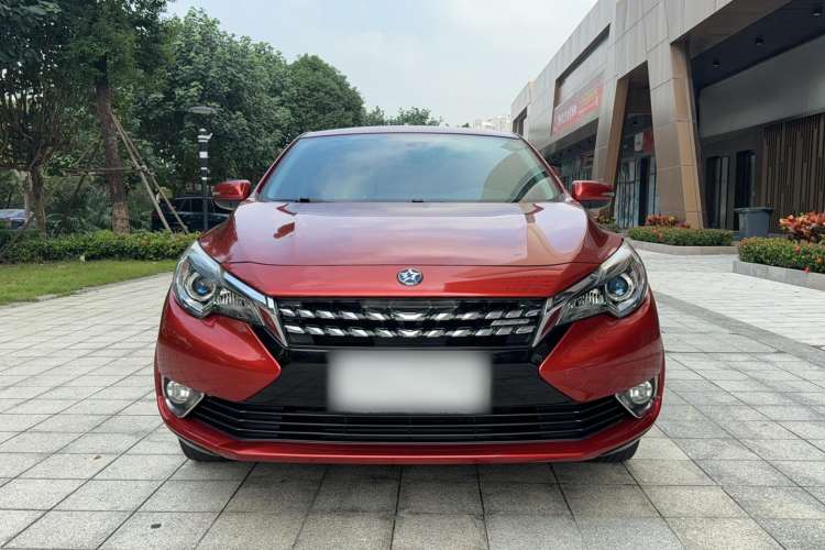 Used Venucia T90 2018 2.0L CVT Smart Connect Fashion Edition China V Standard
