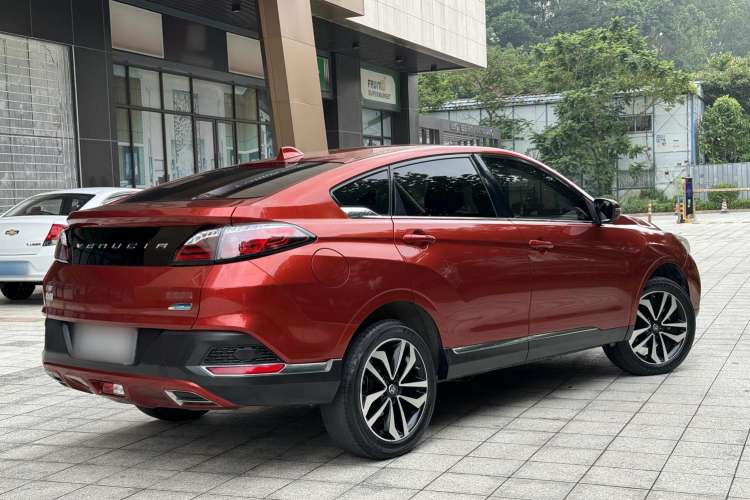 Used Venucia T90 2018 2.0L CVT Smart Connect Fashion Edition China V Standard
