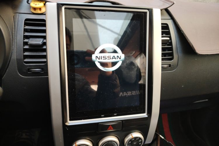 Used Dongfeng Fengdu MX6 2015 2.0L CVT Two-Wheel Drive Excellence Edition Audio And AC Panel