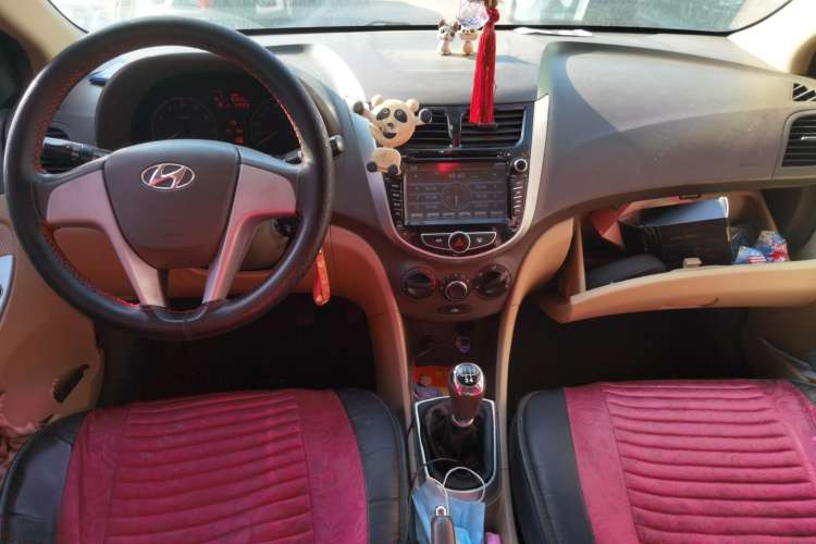 Used Hyundai Verna (older generation) 2010 Sedan 1.4L Manual Comfort GS
