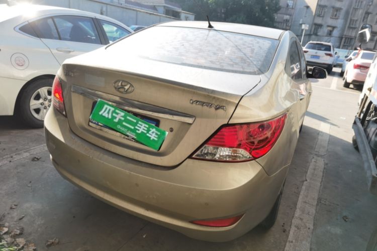 Used Hyundai Verna (older generation) 2010 Sedan 1.4L Manual Comfort GS
