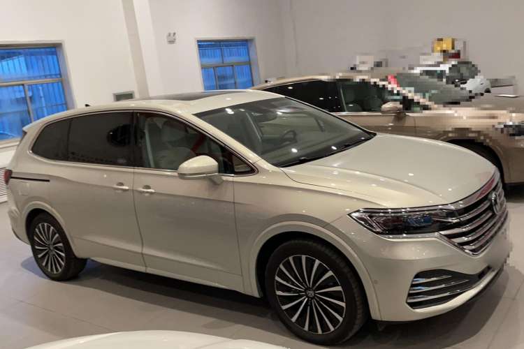 Used Volkswagen Viloran 2022 380TSI Prestige Edition