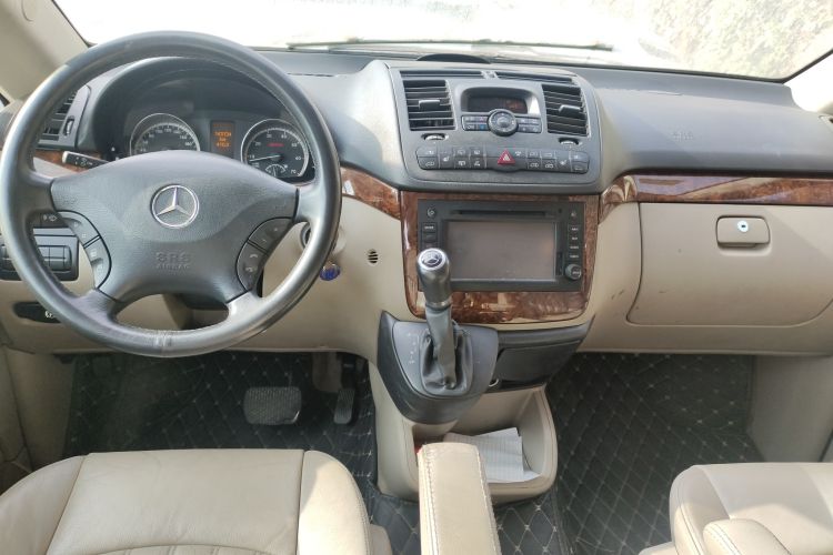 Used Mercedes-Benz Viano 2011 2.5L Navigator Edition