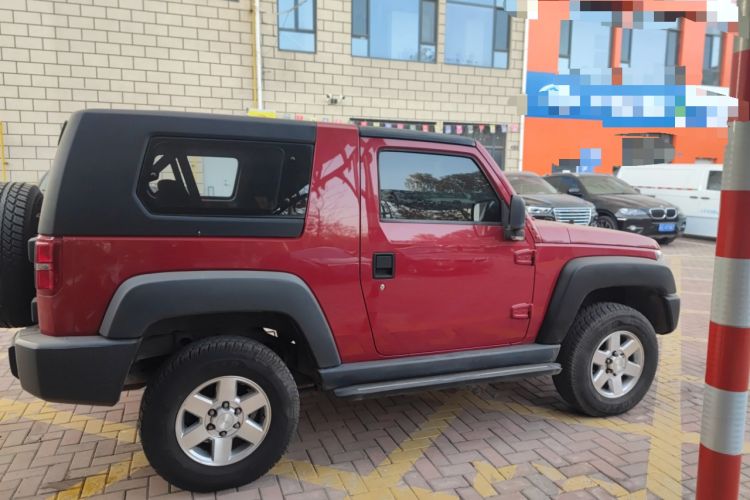 Used BAIC Off-Road BJ40 2014 2.4L Manual Cross-Country Edition
