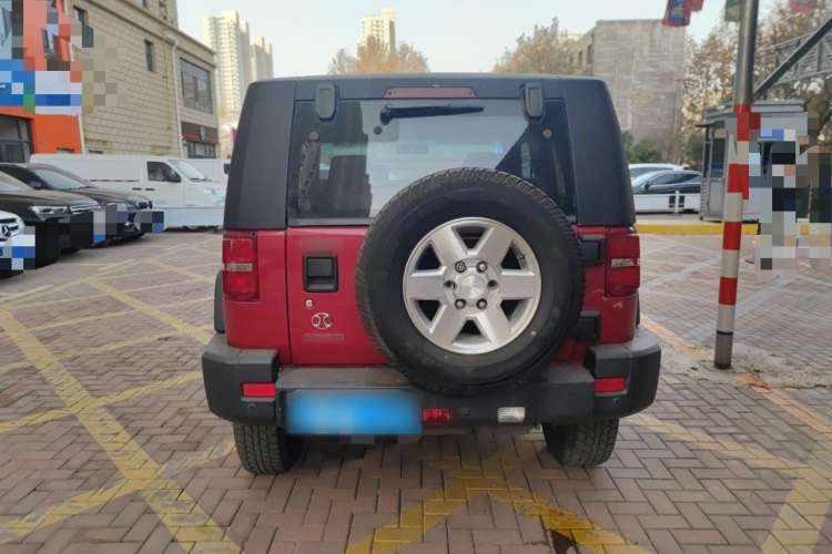 Used BAIC Off-Road BJ40 2014 2.4L Manual Cross-Country Edition
