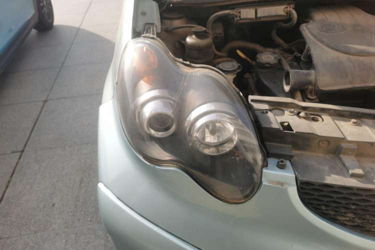 Used BYD F0 2013 1.0L AMT XuanKu Model Right Front Headlight