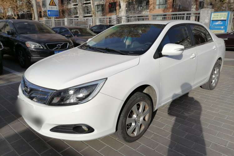 Used BYD e5 2016 300 Luxury Edition