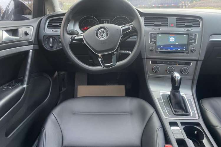 Used Volkswagen Golf 2015 1.4TSI Automatic Comfort Model