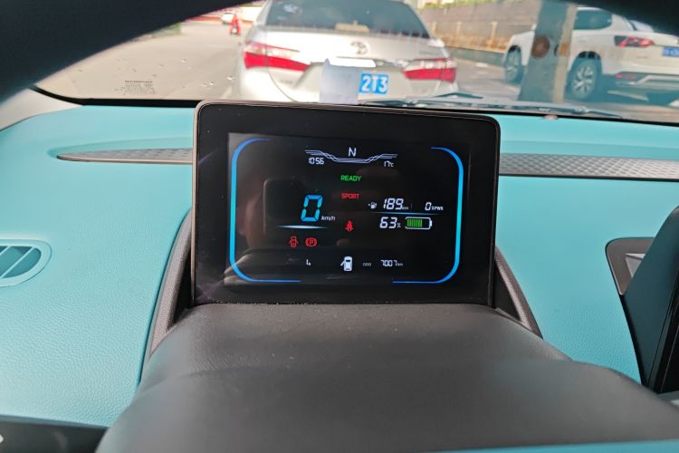 Used CHANGAN Lumin 2022 301km Honey-Sweet Version
