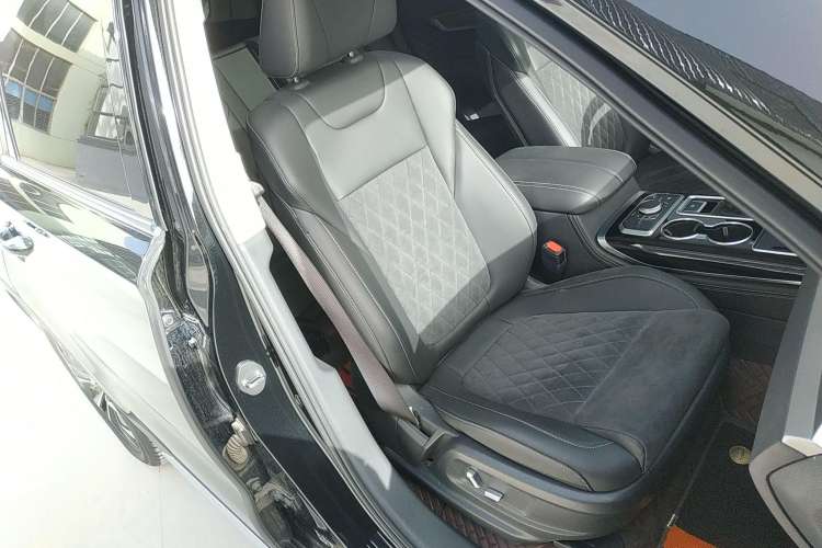 Used Hongqi HS7 2022 3.0T Automatic All-Wheel Drive Smart Connect Flagship Edition 7 Seats