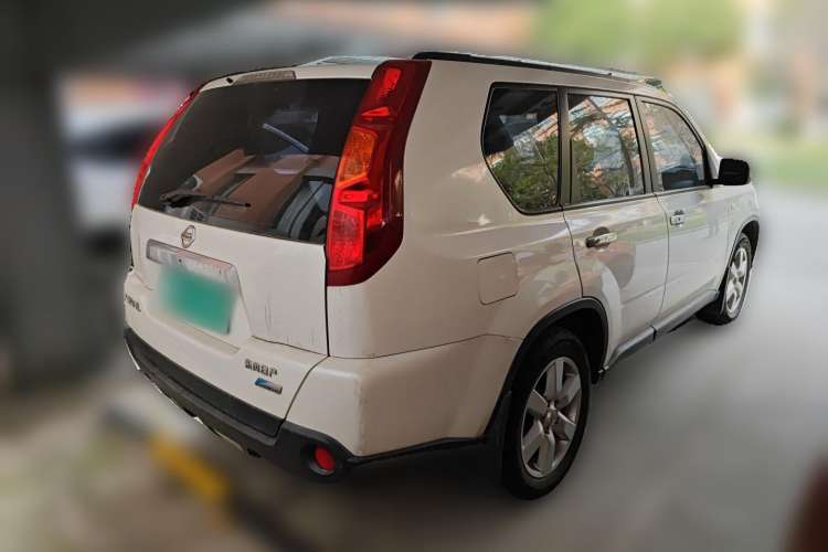 Used Nissan X-Trail 2010 2.5L CVT Luxury Edition 4WD Rear Right 45 Deg