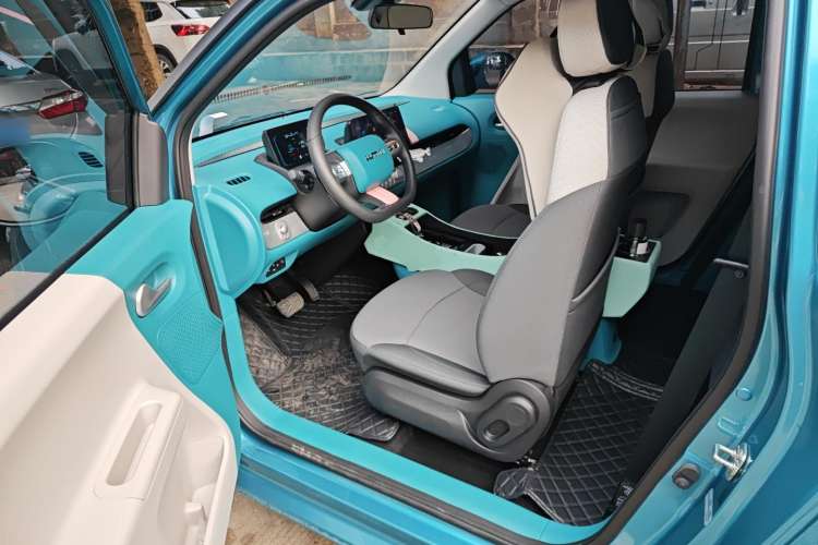 Used CHANGAN Lumin 2022 301km Honey-Sweet Version
