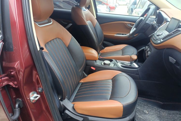 Used Soueast DX7 2016 1.5T Automatic Glory Edition
