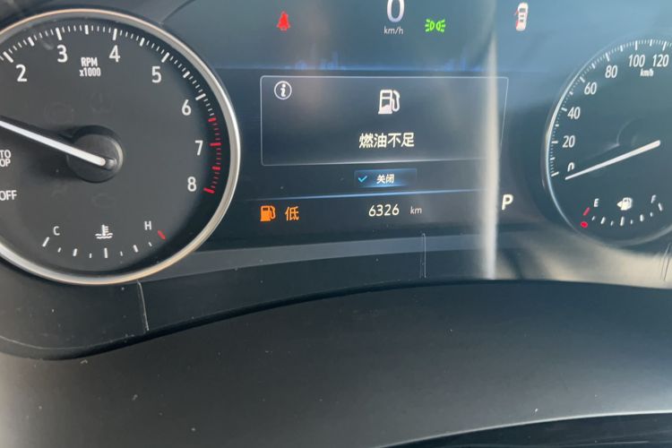 Used Buick GL8 2023 Land Executive Class Comfort Model
