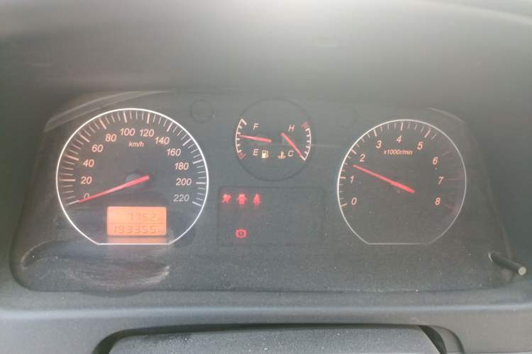 Used Jinbei Express 2020 2.0L China VI Standard Practical 6-Seater G6P-5 1TZS