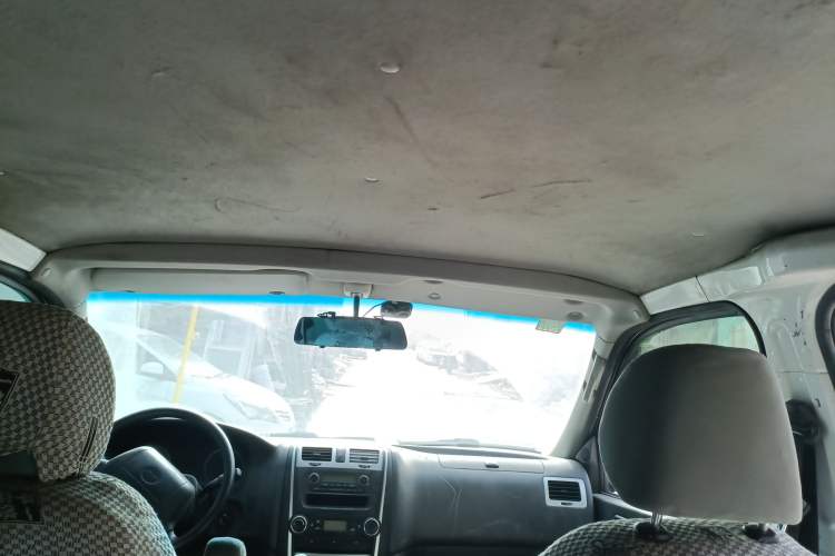 Used Jinbei Express 2020 2.0L China VI Standard Practical 6-Seater G6P-5 1TZS