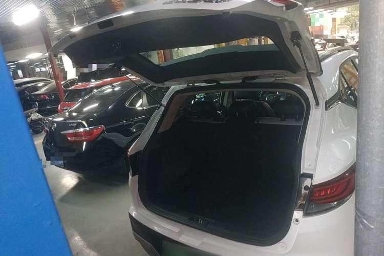 Used Soueast DX3 2018 EV Flagship Model Trunk