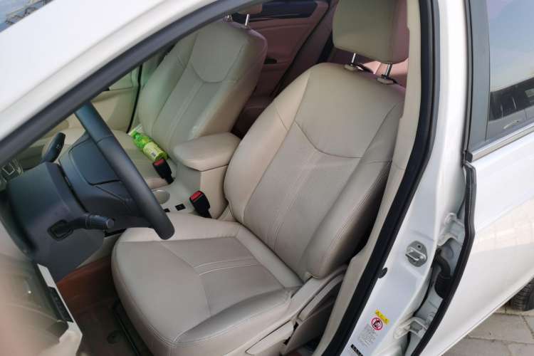 Used BYD e5 2017 300 Prestige Edition
