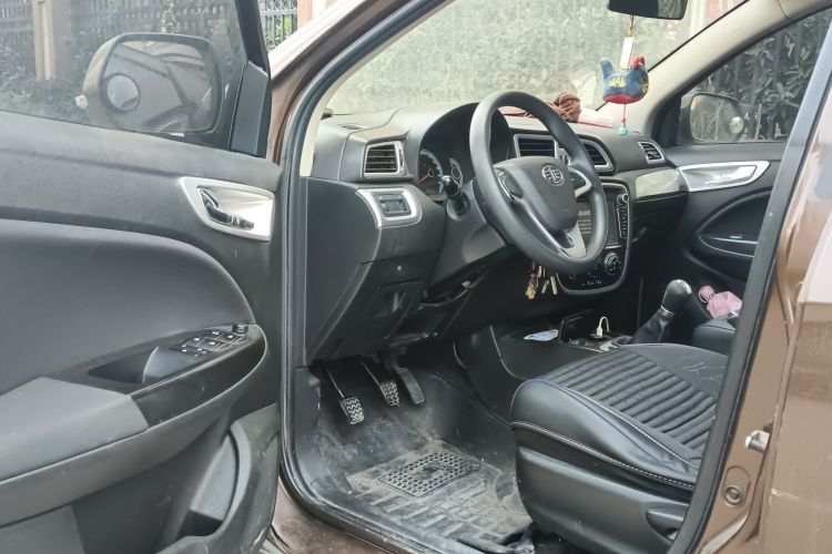 Used FAW Junpai D60 2015 1.5L Manual Standard Edition
