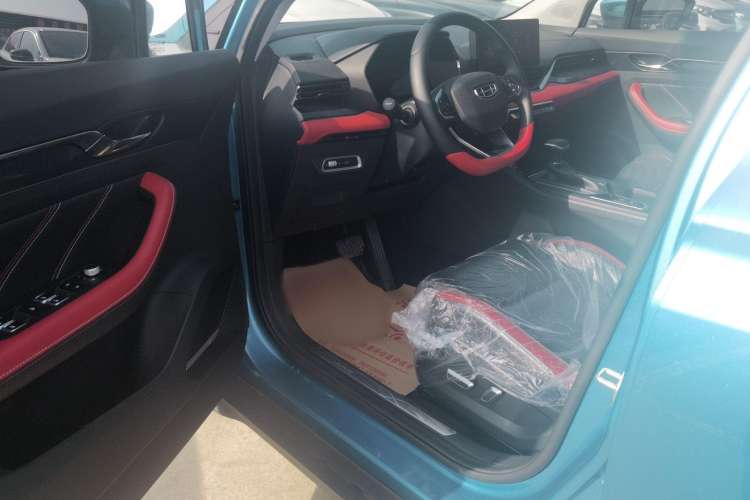 Used Geely Auto Emgrand S 2021 1.4T CVT Prestige Edition Interior 2