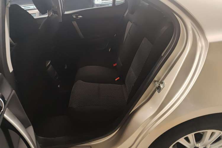 Used Roewe 550 2013 Classic Edition 550 1.8L Manual Fashion Model