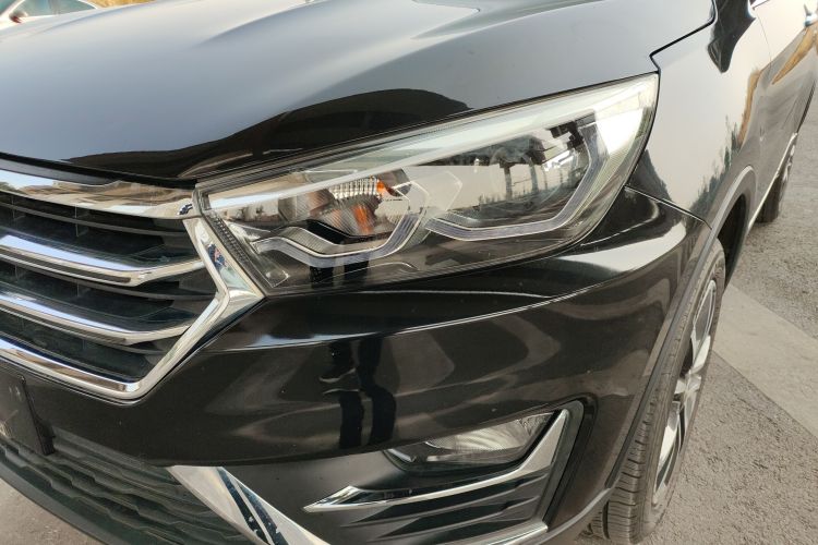 Used Hanteng X5 2018 1.5T CVT Luxury Edition
