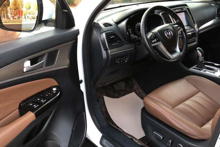 Used Changan CS95 2017 2.0T Four-Wheel Drive SmartDrive Edition