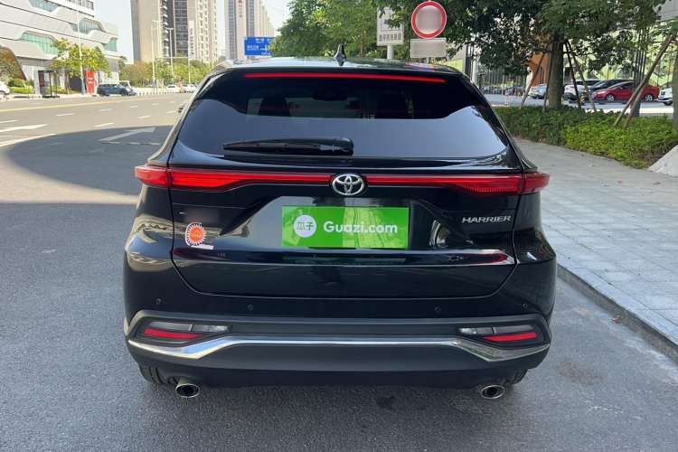 Used Toyota Harrier 2022 2.0L CVT Two-Wheel Drive Deluxe Edition