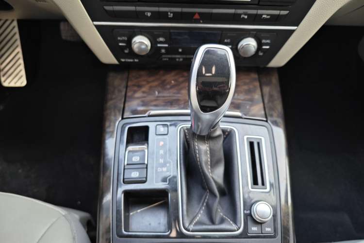 Used Zotye Z700 2016 1.8T DCT Elegant Version
