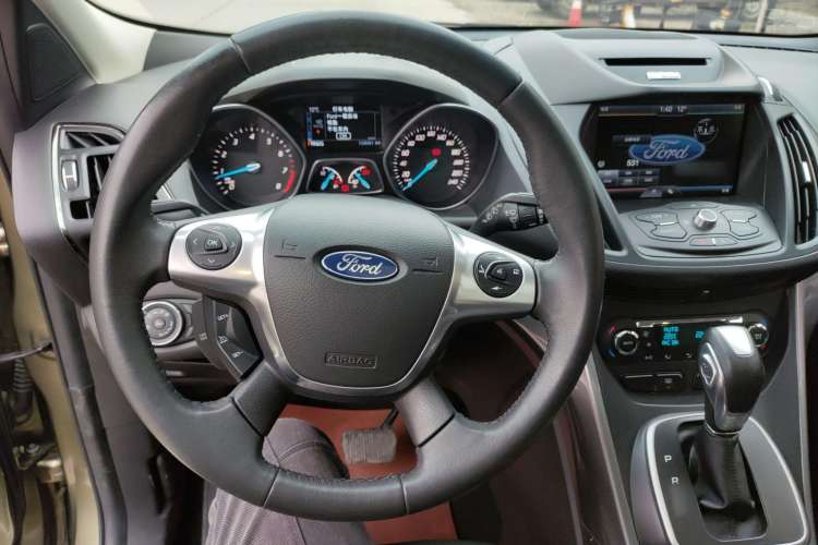 Used Ford Kuga 2015 2.0L GTDi Four-Wheel Drive Elite Model
