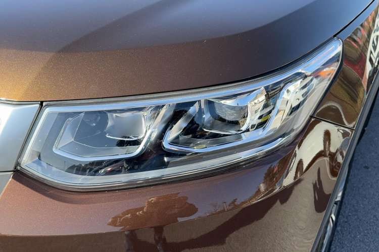 Used CHANGAN CS95 2017 2.0T Two-Wheel Drive Zhitu Edition