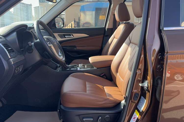 Used CHANGAN CS95 2017 2.0T Two-Wheel Drive Zhitu Edition