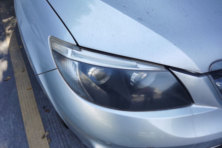 Used BYD S6 2011 2.0L Manual Luxury Version
