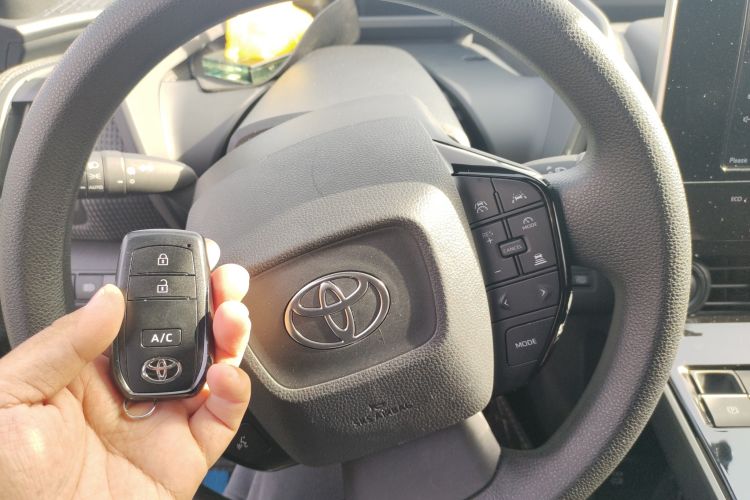 Used Toyota FAW bZ4X 2022 Two-Wheel-Drive Elite JOY Edition
