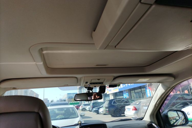 Used Chrysler Grand Voyager 2013 3.6L Luxury Edition Headliner