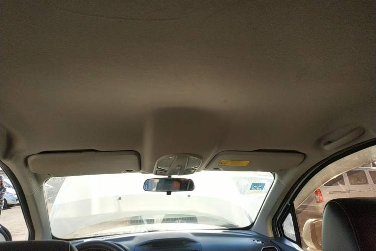 Used FAW Yingzhi 737 2015 1.5L Manual Comfort Model
