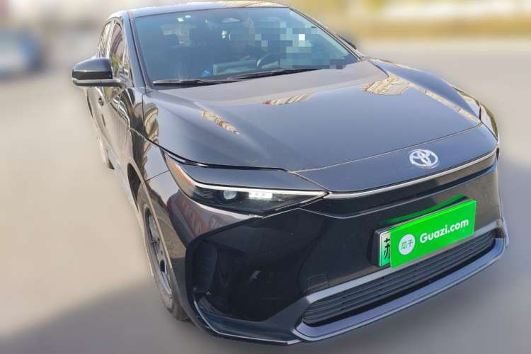 Used Toyota FAW bZ4X 2022 Two-Wheel-Drive Elite JOY Edition
