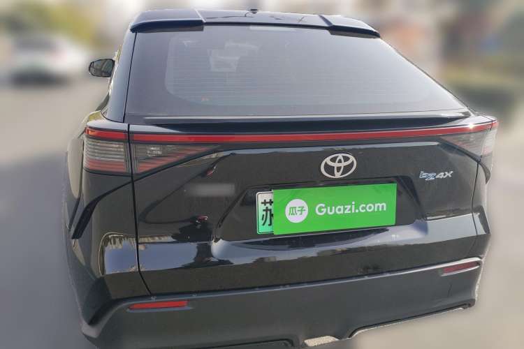 Used Toyota FAW bZ4X 2022 Two-Wheel-Drive Elite JOY Edition
