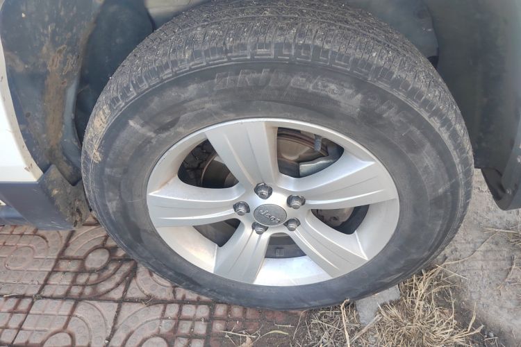 Used Jeep Patriot 2013 2.4 Sport Edition Right Front Wheel Hub