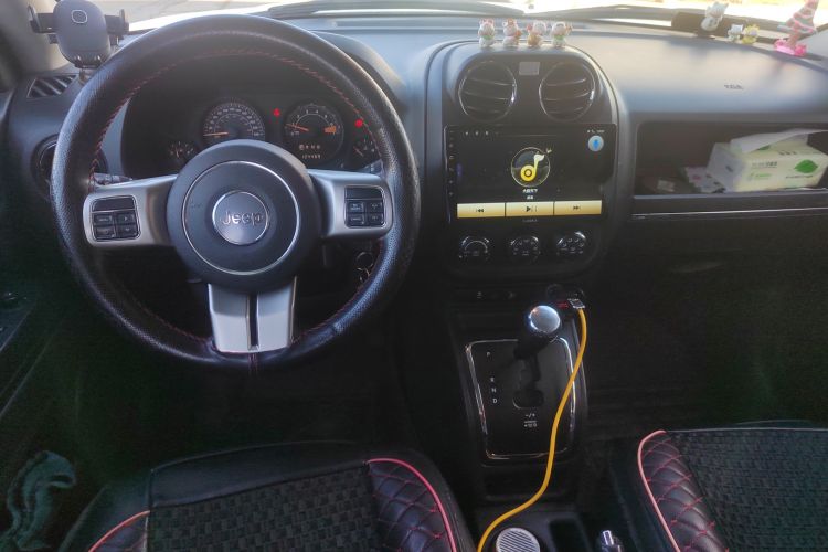 Used Jeep Patriot 2013 2.4 Sport Edition Center Console