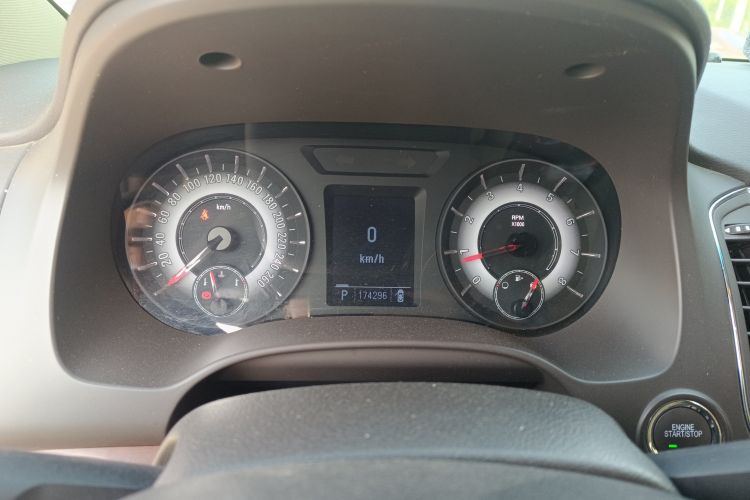 Used Roewe 950 2012 2.4L Luxury Edition