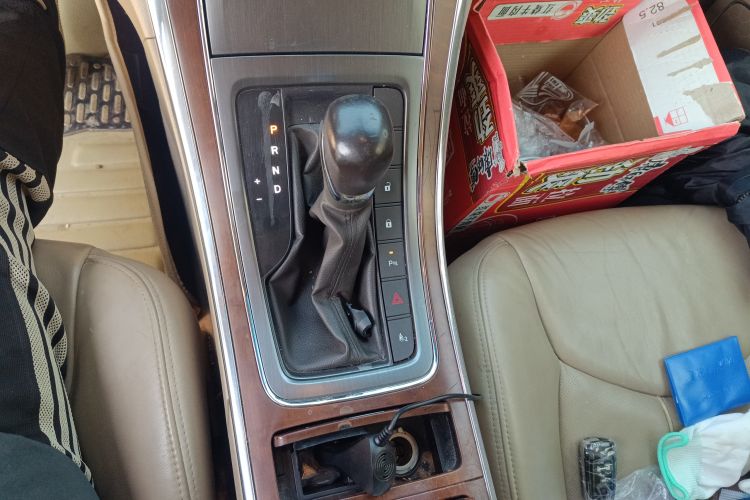 Used Roewe 950 2012 2.4L Luxury Edition