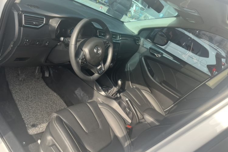 Used Dongfeng Fengon 580 2021 Revised ☆ Star Edition 1.8L Manual Elite Version