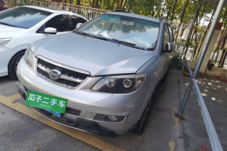 Used BYD S6 2011 2.0L Manual Luxury Version