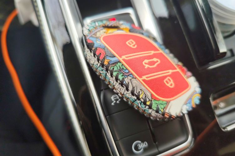 Used Roewe i6 MAX 2020 300TGI Automatic "Swell Cool Smart Drive" Edition Vehicle Key