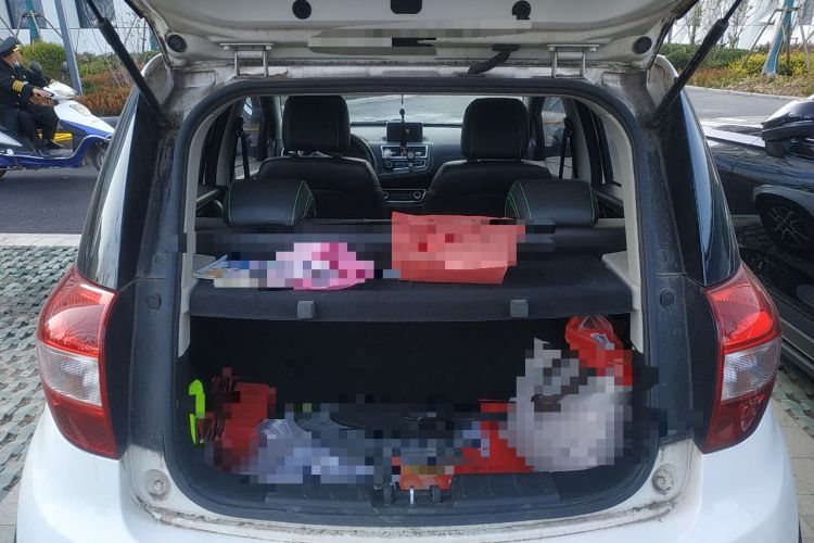 Used JAC iEV6E 2018 Sport Edition iEV6E Luxury Smart Enjoyment Version Trunk