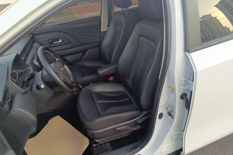 Used ORA iQ 2018 High-Range Version Smart Connectivity Model