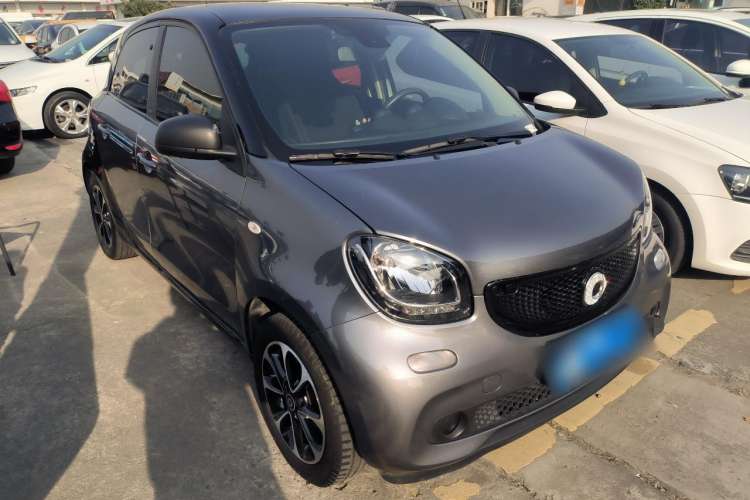 Used smart forfour 2016 1.0L 52 kW Passion Edition
